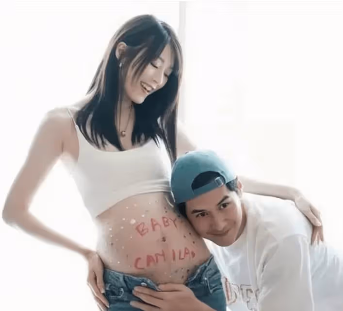 恭喜!港圈金童玉女寶寶即將出生,兩人感情經歷都十分坎坷,都曾主演過TVB劇集
