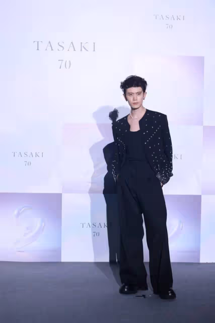 任嘉倫陳冠希贊多比帥,周也奚夢瑤優雅貴氣