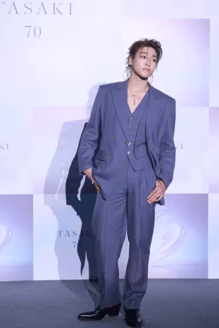 任嘉倫陳冠希贊多比帥,周也奚夢瑤優雅貴氣