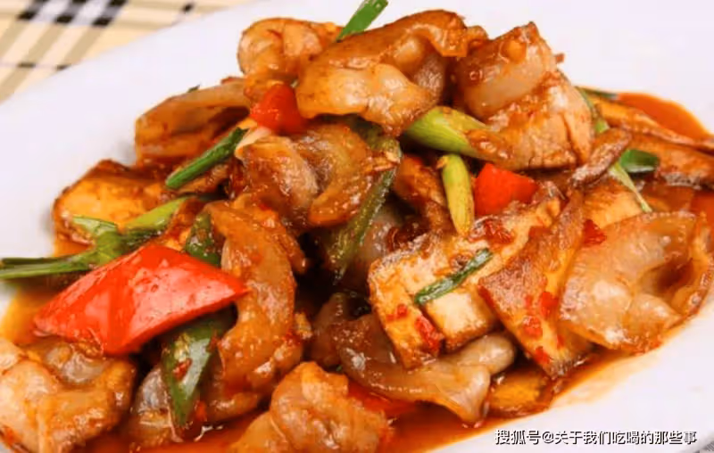 回鍋肉的正宗做法,掌握好3個關鍵步驟,香而不膩,好吃下飯