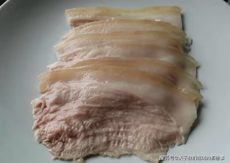 回鍋肉的正宗做法,掌握好3個關鍵步驟,香而不膩,好吃下飯
