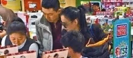 媽呀張柏芝真懷四胎了,停工待產,孩子爸成謎!