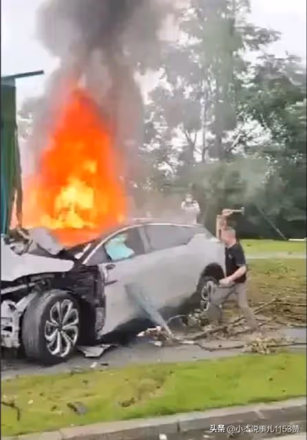 雙流車禍最新後續:女車主身份被扒,以前開奧迪A8,經常上電視!