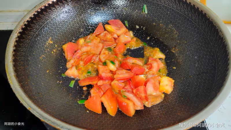 絲瓜、苦瓜靠邊站,三伏天這菜使勁吃!經常煮一碗湯,激活好食慾、不怕油膩