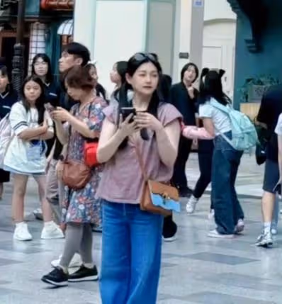 大S全身穿搭沒有想像中那麼貴,上衣不足1000元很平民