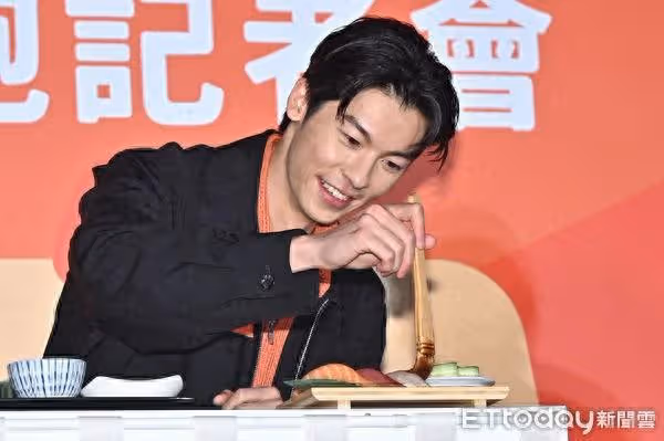 許光漢萌點＋1「肚子餓就生氣」一天吃四餐　旅行被搭訕：給聯絡方式ok