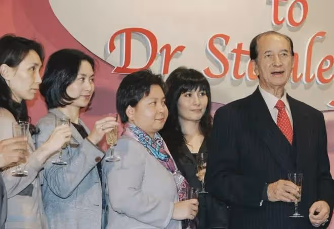 看了賭王長子女兒的近照,才知道賭王基因終於有人遺傳了