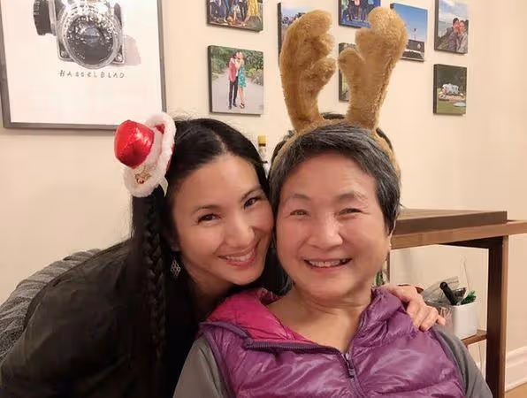 鄭佩佩晚年身體狀況不佳「需要人攙扶」 曾嫁台富商…懷胎8次流產4次