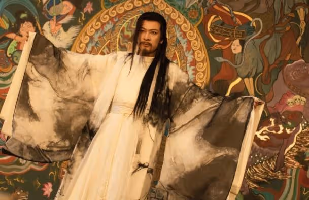 唱歌演戲雙開花,顏值不高演技封神,10年過去,45歲他出場即絕殺