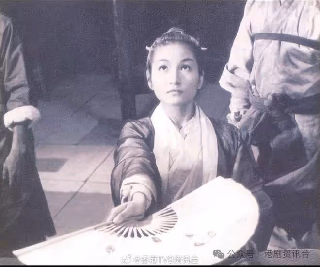 「一代女俠」鄭佩佩去世!從影半世紀影視作品無數