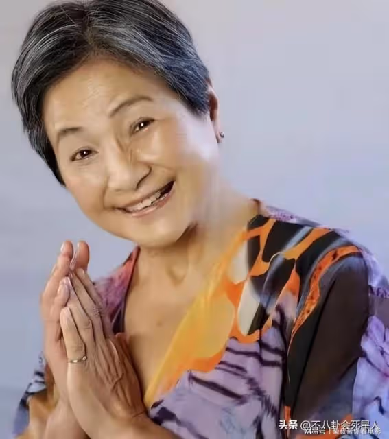 一代「俠女」鄭佩佩因病去世,生前最後一張照片令人淚目