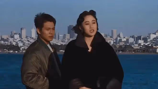 63歲利智近照曝光：暴瘦蒼老，戴老花鏡如普通老婦，為何如此滄桑