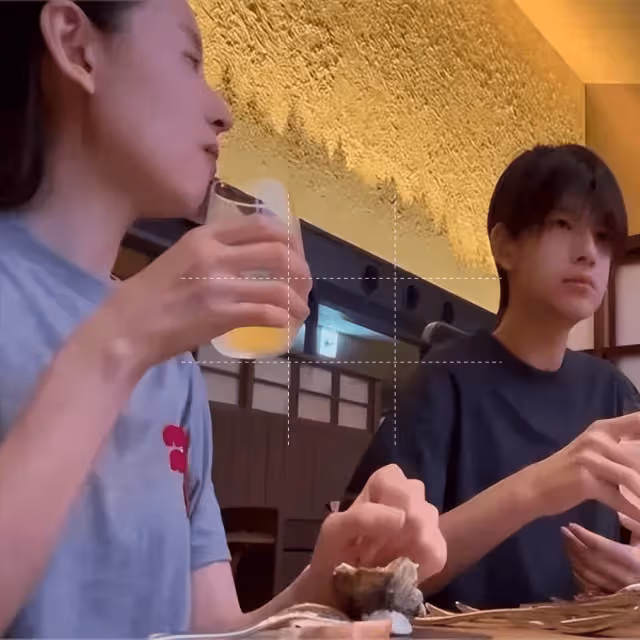 董潔攜子國外度假,頂頂高大身形宛如成人,母子同框似情侶
