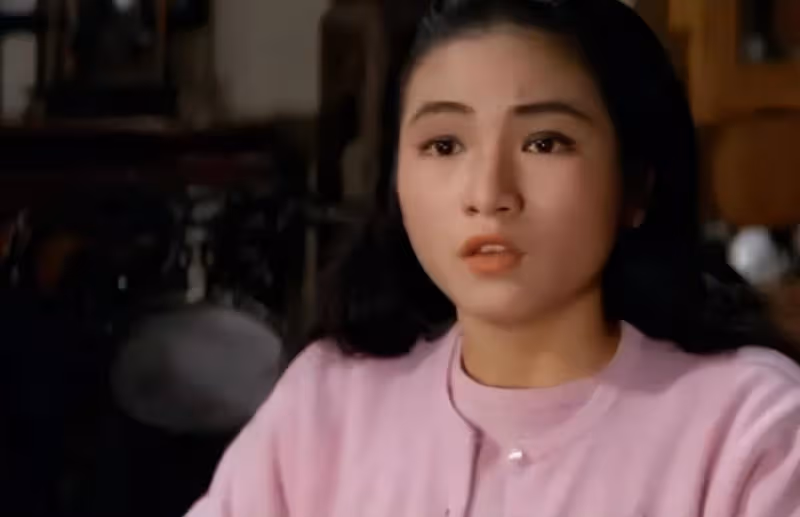 回顧鄭佩佩經典熒幕形象,中國第一打女驚艷世人
