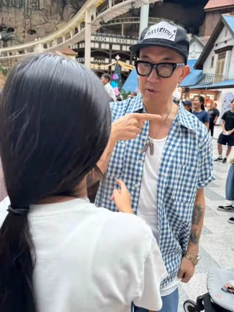 大S身材發福變老了!與具俊曄帶兒女逛街被偶遇