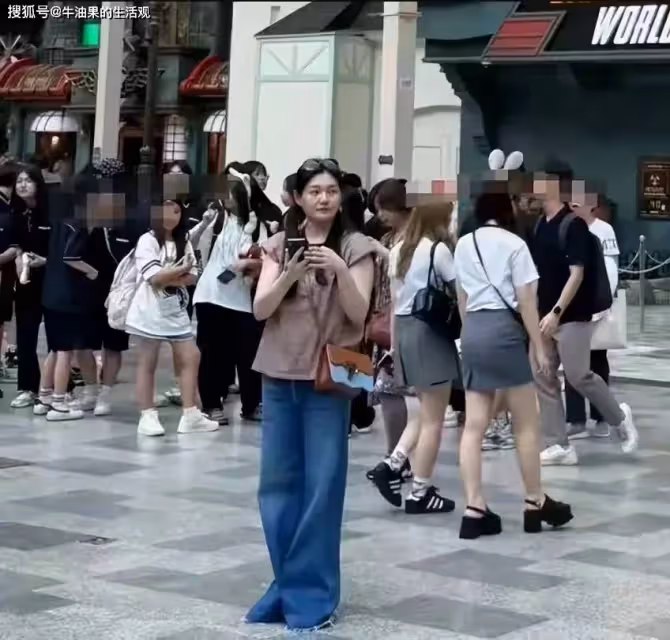 大S韓國偶遇素顏生圖照曝光,身材發福老十歲,已淪為大媽