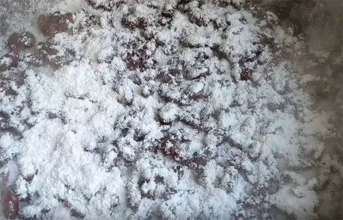 一斤豆子,2斤糯米粉,教你製作正宗東北蒸年糕,做一鍋能吃2個月