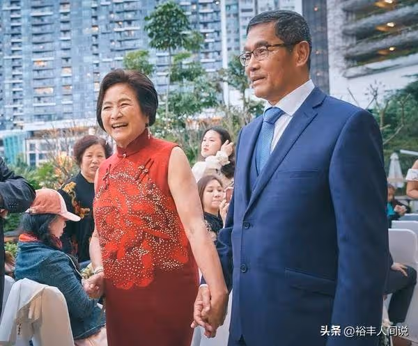 曝78歲鄭佩佩不幸去世!多位知名大咖悼念,劉濤曾透露她需要攙扶