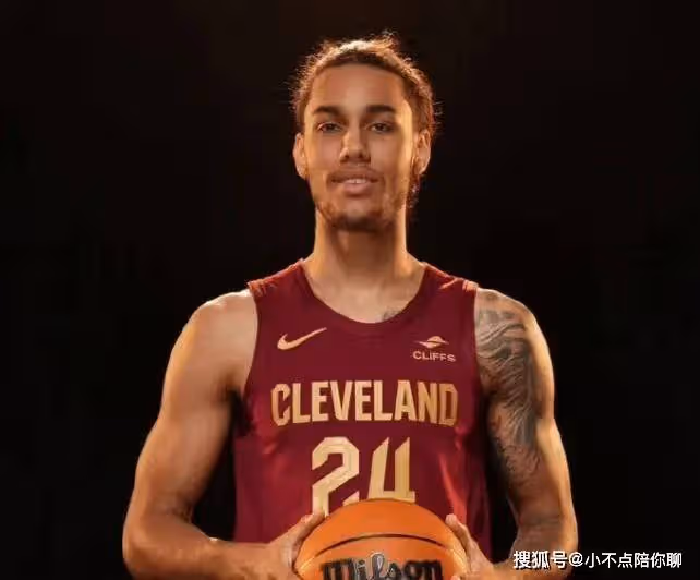 布朗尼得分新高!湖人大逆轉,克內克特20分,落選秀打成小約基奇