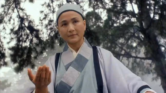 曾閃婚嫁富豪懷孕8次流產4次!武俠女王鄭佩佩悲喜人生