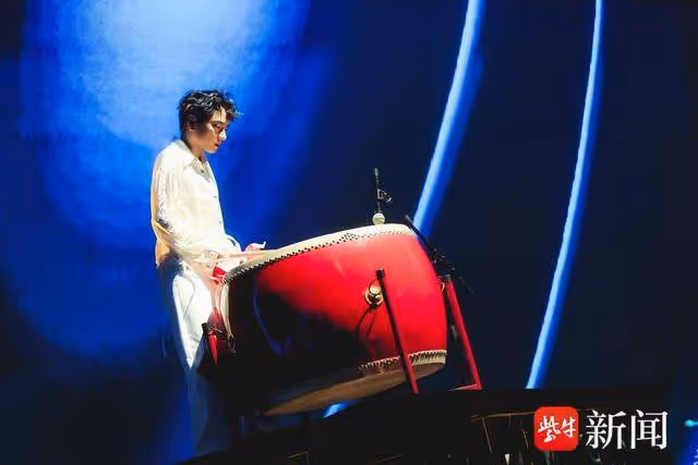 海來阿木巡演無錫開唱《不如見一面》大合唱感動落淚
