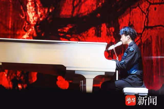 海來阿木巡演無錫開唱《不如見一面》大合唱感動落淚