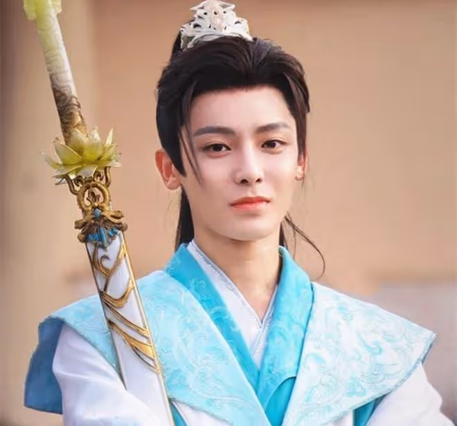 《少年白馬醉春風》首播：東君天生武脈，為何不練武？太安帝太狠