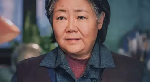 《抓娃娃》票房破10億，主角曬10年前照片，沈騰馬麗合影驚呆網友