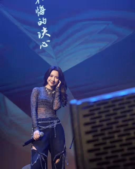 前TVB女歌手自爆健身重了20磅!談上圍大升級:費事擺出來