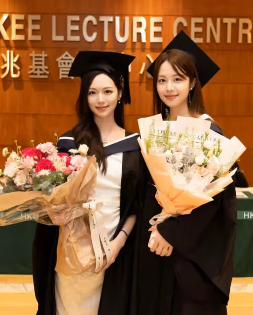 30歲港姐花旦碩士畢業!拍照不忘露白滑長腿!自豪成績很優異