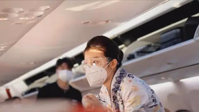 「毛孩」于震寰:被投資1000萬包裝,41歲迎娶90後嬌妻很幸福
