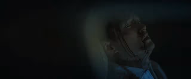 《錯位》:求愛者被謀殺,蘇真真還不知顧己鳴心狠手辣有反骨