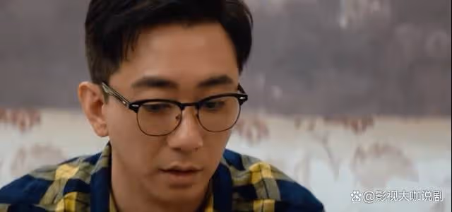 結局,羅承宇親手把昔日兄弟送進監獄,余嘉名輸了人生贏了愛情