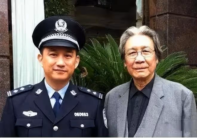 父子倆都是演員的5對明星,有的兒子比爹還紅!