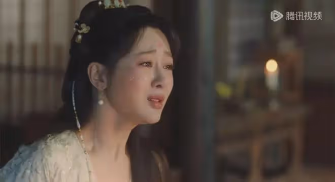 《長相思2》爛尾!老年妝驚悚雷人,小夭見亡母前哭後笑人設崩塌
