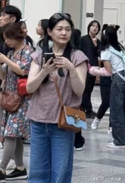 48歲大S帶兒女韓國度假!臉部浮腫變老大媽,小玥兒具俊曄像親父女