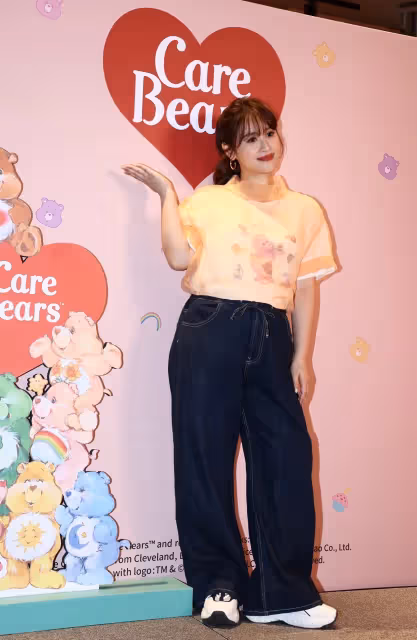 憲哥無所不在！Sandy懷孕失眠一周　俏當Care Bear一日店長噴少女心