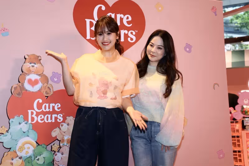 憲哥無所不在！Sandy懷孕失眠一周　俏當Care Bear一日店長噴少女心