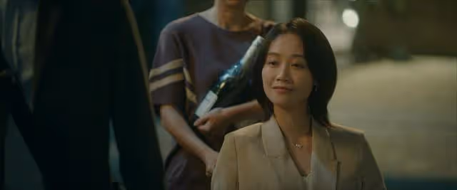 《錯位》直到顧己鳴與發生真真性關係,江娜還蒙在鼓中不知
