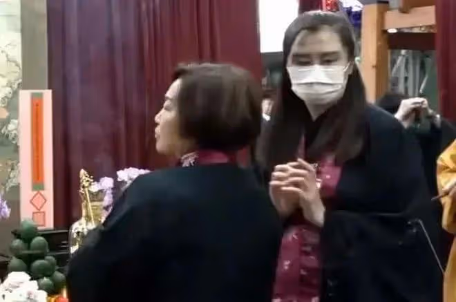 43歲柳岩說希望有個伴,揭開了娛樂圈大齡單身獨居女星的心酸