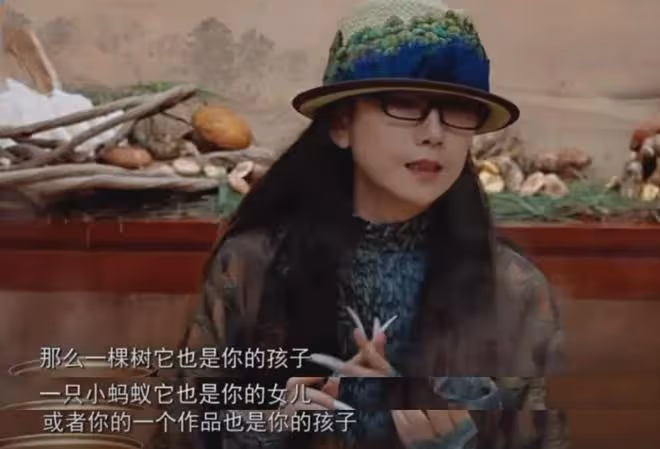 43歲柳岩說希望有個伴,揭開了娛樂圈大齡單身獨居女星的心酸