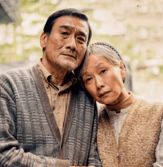 娛圈「最卑微人妻」:嫁豪門35年無兒無女,丈夫頻繁出軌?她卻從不提離婚