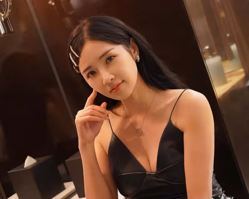 又走一個!TVB女星利穎怡宣布約滿離巢,為多位一線花旦做替身