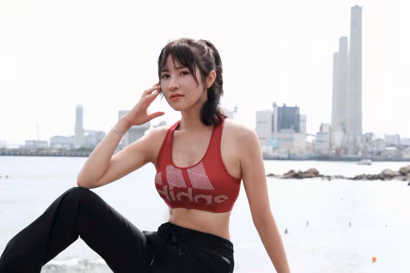 又走一個!TVB女星利穎怡宣布約滿離巢,為多位一線花旦做替身