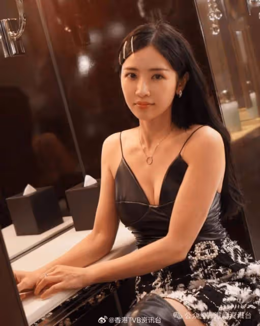 又一位小花宣布離巢!曾是東張女神因身材太好屢被「抽水」