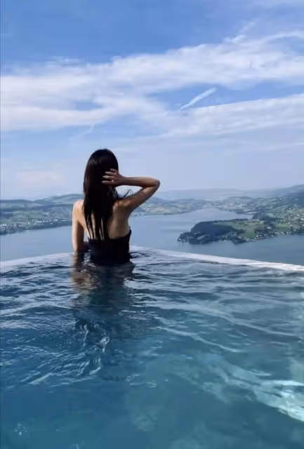 汪小菲妻子Mandy曬泳池美照,大方秀好身材超養眼