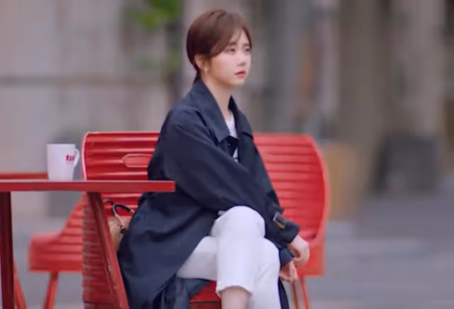 你比星光美麗:韓廷撞破秦立求婚,台上落淚求復合