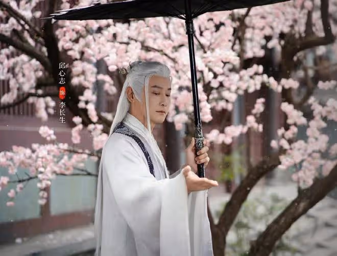 少年白馬醉春風:直到李長生實力曝光,才明白,太安帝為何忌憚他