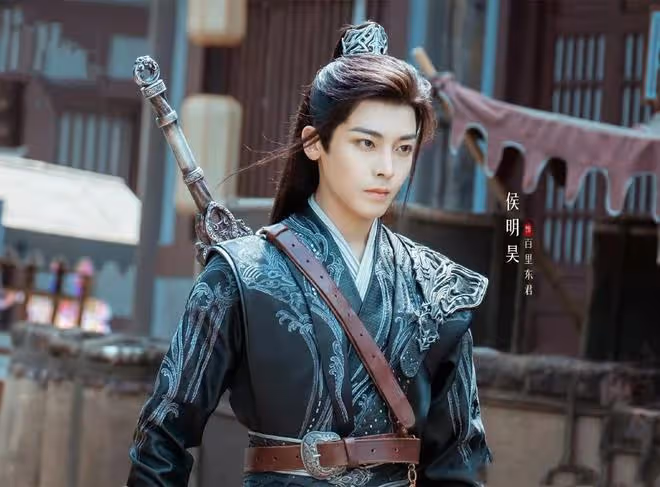 少年白馬醉春風:直到李長生實力曝光,才明白,太安帝為何忌憚他