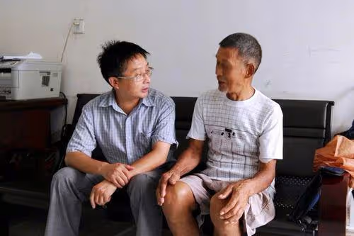 和父母談心後我才發現：孝順不是強行接到身邊養老，而是保持距離